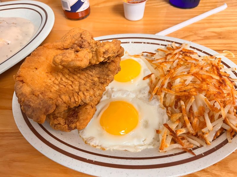 Auburndale Main Street Diner food
